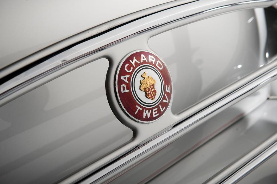  Packard Twelve Coupe Roadster 1934 года  (фото 7 из 25)